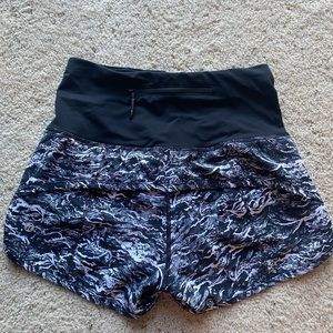 Luluemon athletic shorts